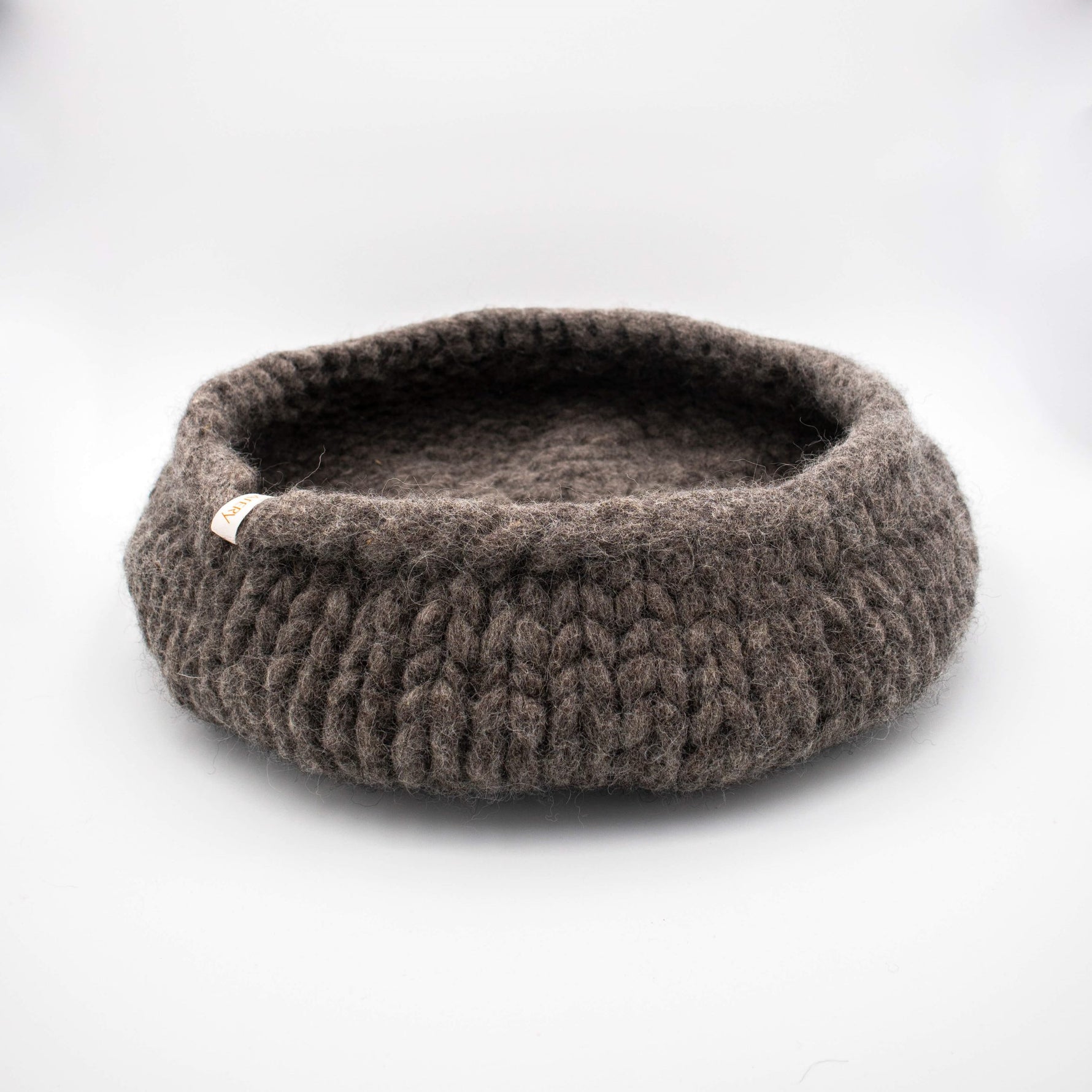 Katzenbett aus Schafwolle