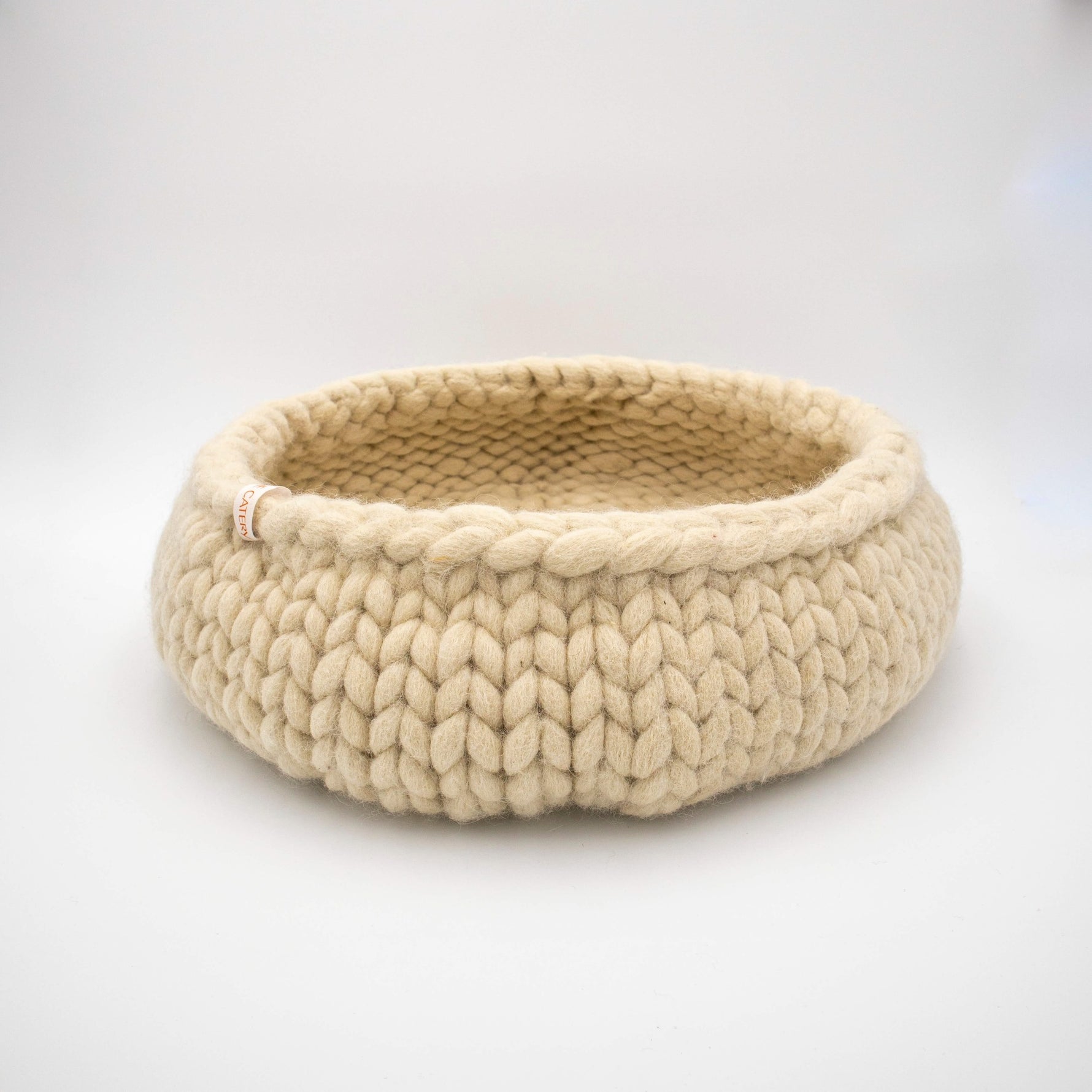 stylisches Katzenbett